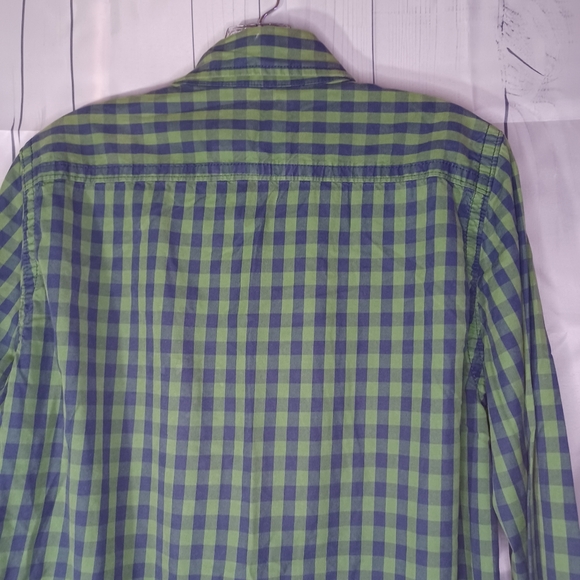 Abercrombie & Fitch muscle button down shirt - Picture 8 of 8